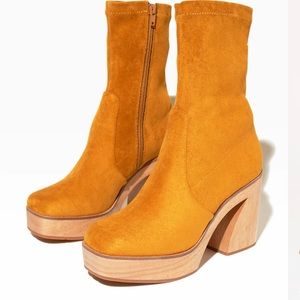 Charlotte stone stina boot in ochre. In great condition, worn once!